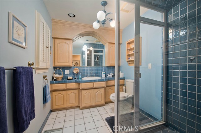 Detail Gallery Image 18 of 26 For 16534 Bosque Dr, Encino,  CA 91436 - 3 Beds | 2/1 Baths