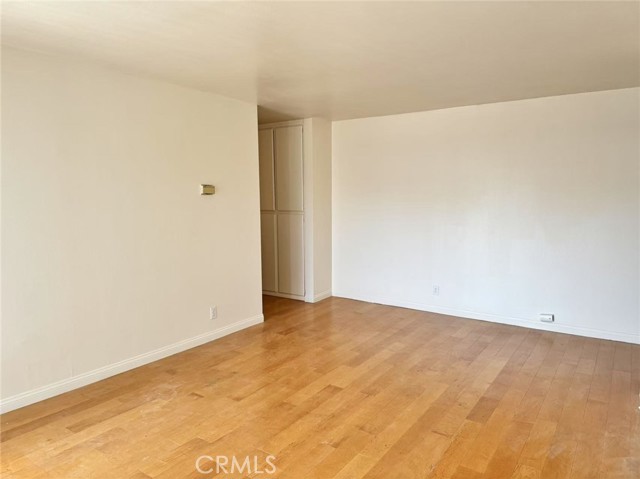 Detail Gallery Image 8 of 9 For 1566 Pine Ave 206a,  Long Beach,  CA 90813 - 2 Beds | 2 Baths