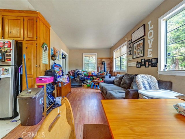 Detail Gallery Image 11 of 19 For 22235 Forest, Cedarpines Park,  CA 92322 - 1 Beds | 1 Baths