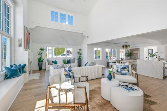 1103 Balboa Avenue, Newport Beach CA: https://media.crmls.org/medias/dc43e929-9494-4e64-87f3-794b449be55f.jpg