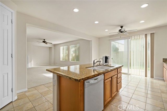 Detail Gallery Image 20 of 63 For 13761 Dellbrook St, Corona,  CA 92880 - 6 Beds | 4 Baths