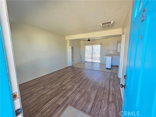 Detail Gallery Image 3 of 8 For 73636 Cactus #E,  Twentynine Palms,  CA 92277 - 1 Beds | 1 Baths