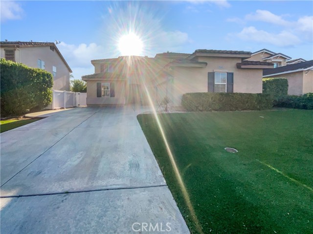 Detail Gallery Image 2 of 23 For 37652 Flora Ct, Murrieta,  CA 92563 - 3 Beds | 2/1 Baths