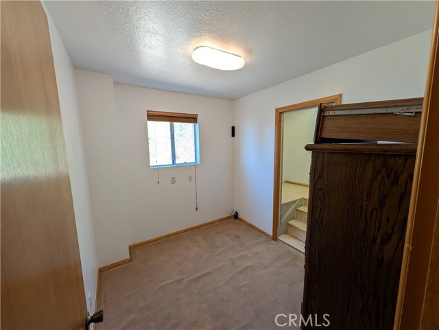 31487 Old City Creek, Running Springs, CA 92382