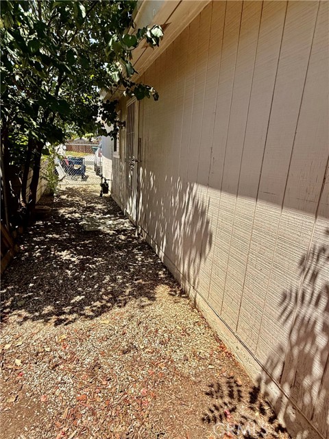 28851 Gifford Avenue, Moreno Valley CA: https://media.crmls.org/medias/dc48b489-8898-4280-ad11-40b844459d3a.jpg
