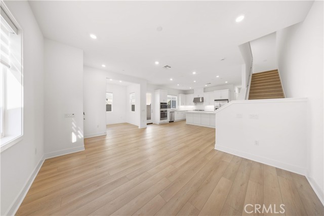 Detail Gallery Image 10 of 62 For 289 Shoveler, Irvine,  CA 92618 - 4 Beds | 2/1 Baths