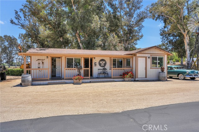 26465 Douglas Avenue, Murrieta CA: https://media.crmls.org/medias/dc4b587b-0b01-4e37-abe6-ba27d3d463a5.jpg