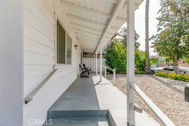 Detail Gallery Image 12 of 13 For 347 W Dryden St, Glendale,  CA 91202 - 2 Beds | 1 Baths