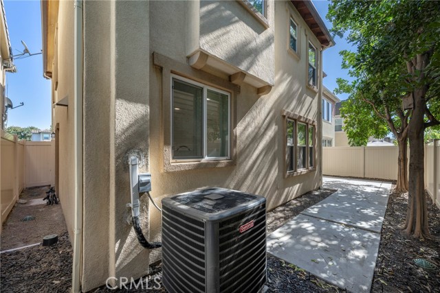 Detail Gallery Image 37 of 55 For 14562 Manchester Ave, Chino,  CA 91710 - 3 Beds | 2/1 Baths