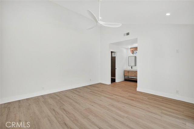 Detail Gallery Image 20 of 38 For 2257 Glastonbury, Westlake Village,  CA 91361 - 4 Beds | 2 Baths