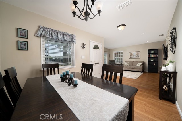 Image 5 of 28 For 6465 Turnergrove Drive