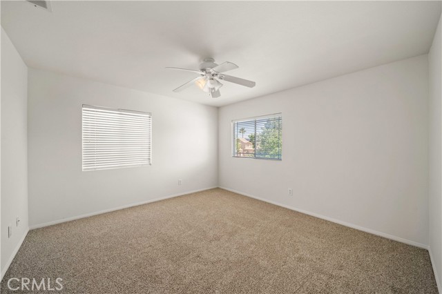 40225 Watford Way, Palmdale CA: https://media.crmls.org/medias/dc4c7fea-0ff3-47a1-b71f-792866ba0a92.jpg