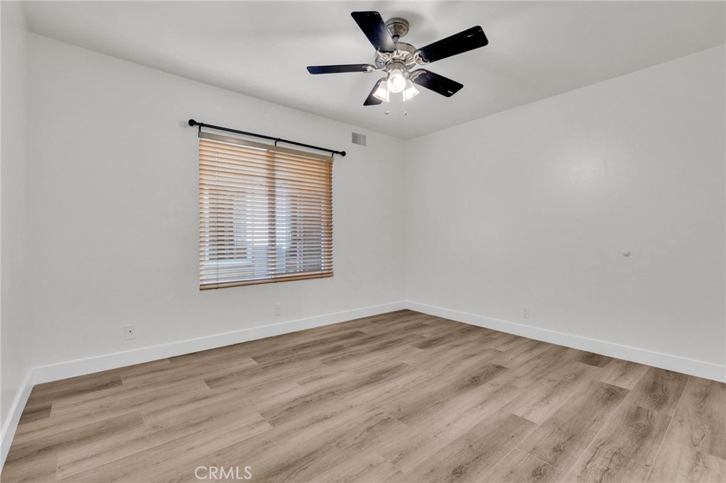 MLS #OC25279885 image #22