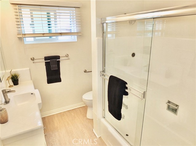 Detail Gallery Image 13 of 23 For 1101 E Ocean #25,  Long Beach,  CA 90802 - 1 Beds | 1 Baths