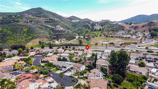 Detail Gallery Image 29 of 40 For 30938 Emperor, Canyon Lake,  CA 92587 - 4 Beds | 3 Baths