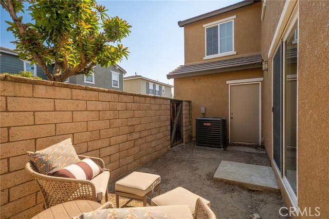 Detail Gallery Image 28 of 43 For 406 N Placer Privado, Ontario,  CA 91764 - 3 Beds | 2/1 Baths
