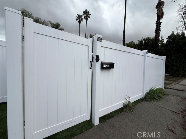 Detail Gallery Image 2 of 14 For 6440 Jumilla #1/2,  Woodland Hills,  CA 91367 - 1 Beds | 1 Baths