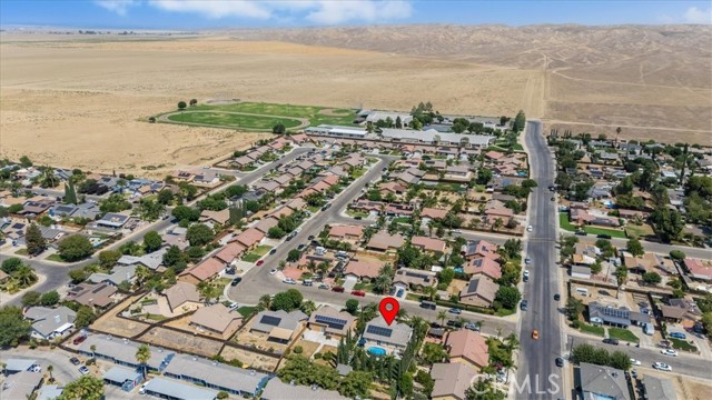 104 W Mariposa Street, Avenal CA: https://media.crmls.org/medias/dc4eb391-fa58-4fa9-b82b-56aac54fadaa.jpg