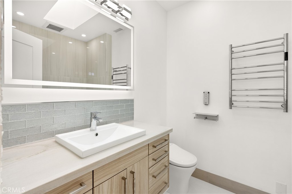 MLS #OC25246819 image #42