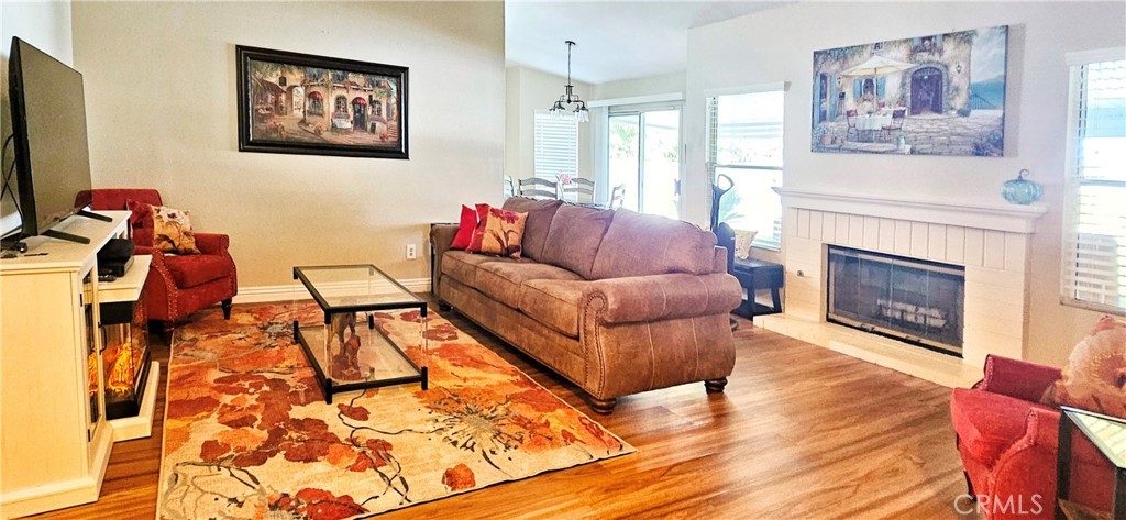 MLS #IG25191957 image #7