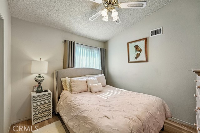 Detail Gallery Image 18 of 35 For 13210 Mohican, Moreno Valley,  CA 92555 - 3 Beds | 2/1 Baths