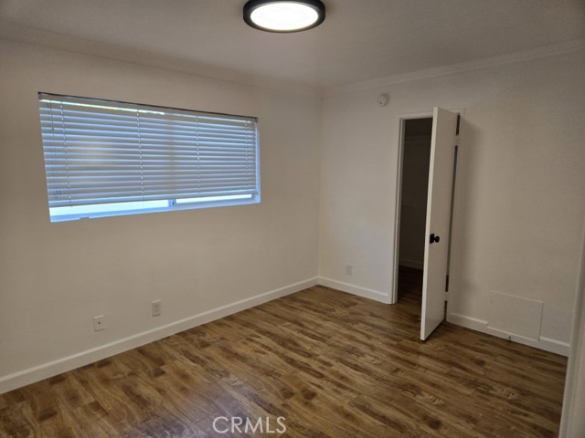 Detail Gallery Image 6 of 15 For 9534 via Ricardo, Burbank,  CA 91504 - 2 Beds | 3 Baths