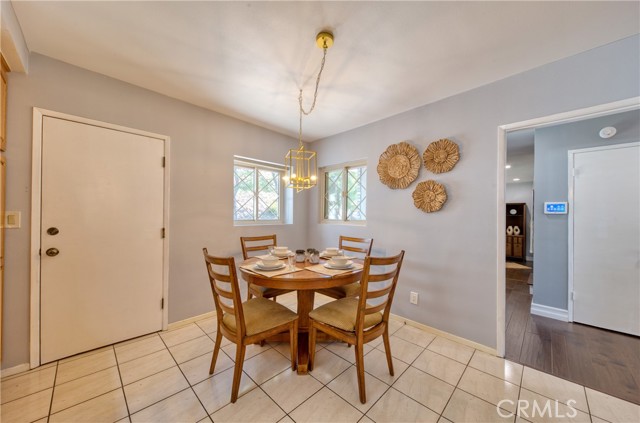 Detail Gallery Image 14 of 39 For 3025 Hollywell Pl, Glendale,  CA 91206 - 3 Beds | 2/1 Baths