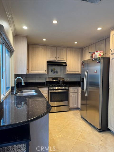 Detail Gallery Image 12 of 20 For 2283 Shady Hills, Diamond Bar,  CA 91765 - 3 Beds | 1/1 Baths