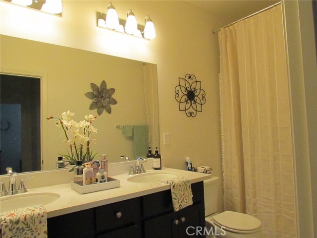 Image 8 of 34 For 4758 Bellaire