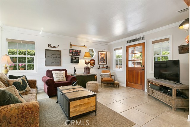 Detail Gallery Image 24 of 50 For 1261 N Tippetts, Anaheim,  CA 92807 - 4 Beds | 2/1 Baths