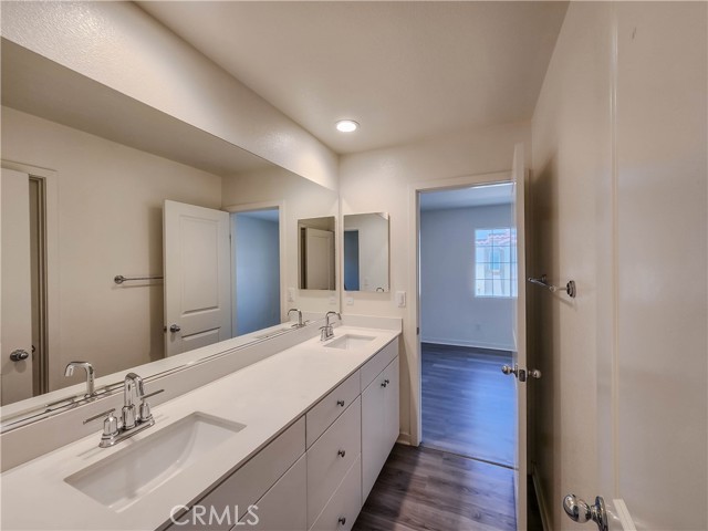 Detail Gallery Image 27 of 69 For 27377 Caprock Way, Moreno Valley,  CA 92555 - 3 Beds | 2/1 Baths