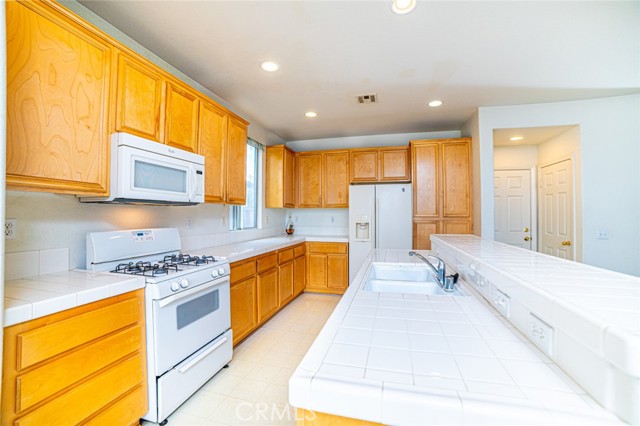 Image 7 of 23 For 16039 Palomino