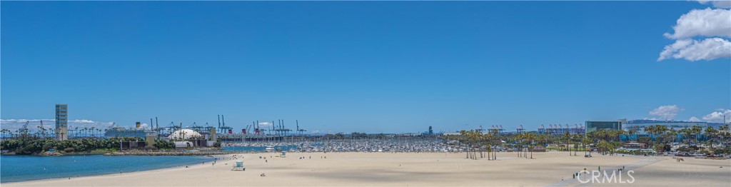 https://media.crmls.org/medias/dc5627ac-1181-4411-8750-cb5181b1cbf5.jpg?preset=X-Large