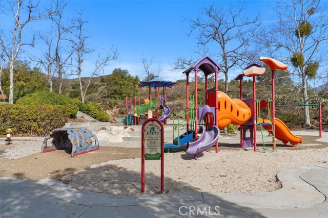 49 Augusta, Coto de Caza CA: https://media.crmls.org/medias/dc564967-85cc-4338-8751-c2bcc78e60a2.jpg