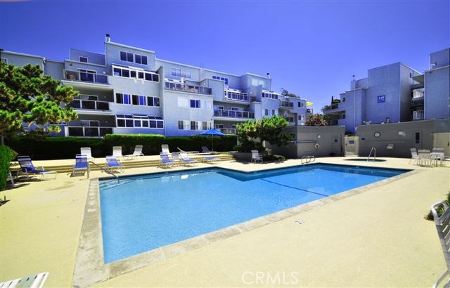 Seascape One Pool, Jacuzzi and Sauna Overlooks the Ocean