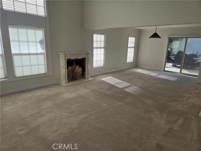 Detail Gallery Image 2 of 45 For 5704 Miguel Way, Long Beach,  CA 90814 - 5 Beds | 3 Baths