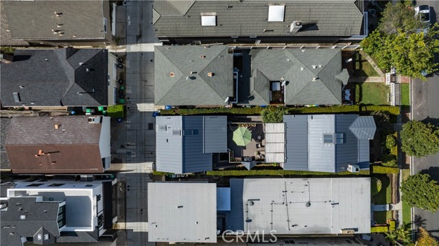 604 Begonia Avenue, Corona del Mar CA: https://media.crmls.org/medias/dc569ecc-2007-46d4-95a1-df5b4395648e.jpg