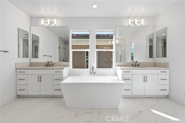 Detail Gallery Image 43 of 63 For 5817 Sunrise Ridge Ln, Lake Forest,  CA 92679 - 4 Beds | 3/1 Baths