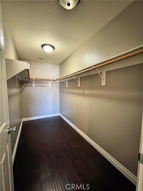 Detail Gallery Image 7 of 14 For 13041 Billings Ct, Victorville,  CA 92395 - 3 Beds | 2 Baths