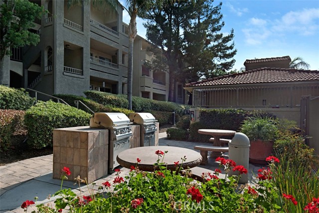 Detail Gallery Image 37 of 39 For 2045 Las Colinas Cir #103,  Corona,  CA 92879 - 1 Beds | 1 Baths