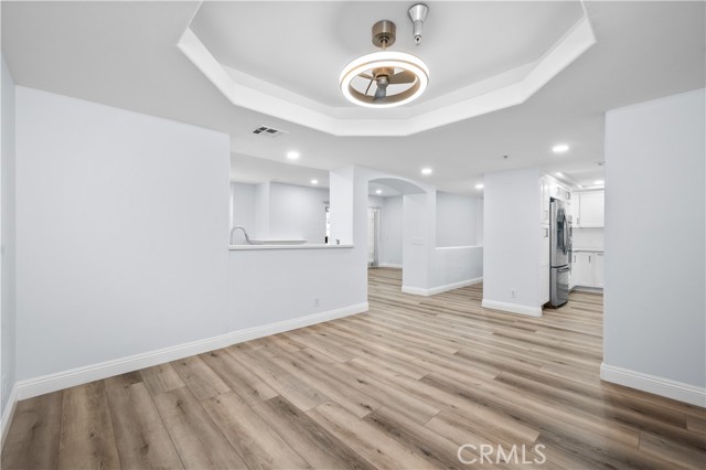 4259 Fulton Avenue, Sherman Oaks CA: https://media.crmls.org/medias/dc5838f4-e3e8-4913-a84b-e47e6c1414cb.jpg
