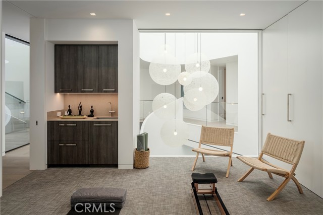 3 The Point, Coronado CA: https://media.crmls.org/medias/dc5a3bf1-aaaa-41cd-bf9f-76174e71a454.jpg