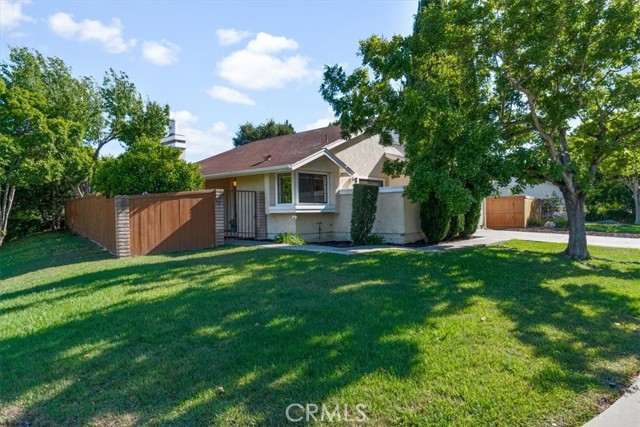 Detail Gallery Image 1 of 1 For 977 Lobelia Ln, San Luis Obispo,  CA 93401 - 3 Beds | 2 Baths