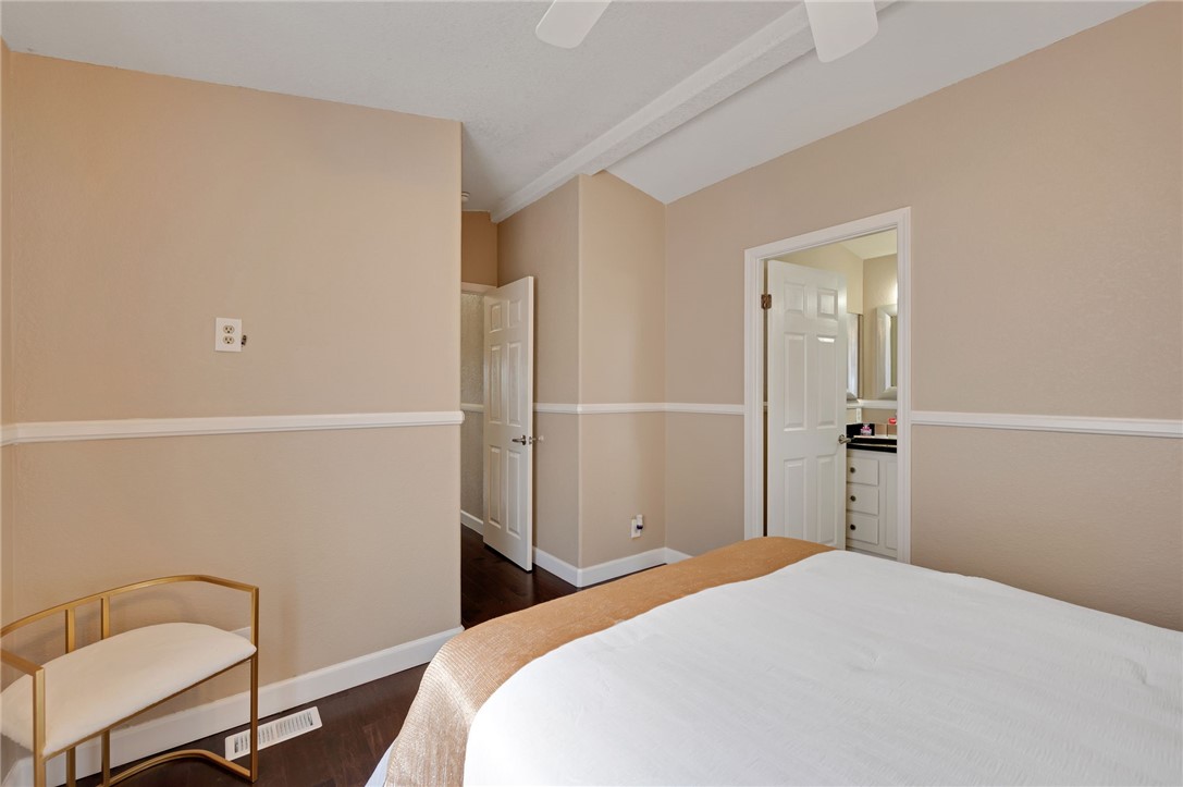 Detail Gallery Image 20 of 25 For 17820 Lakewood Bld #28,  Bellflower,  CA 90706 - 2 Beds | 2 Baths