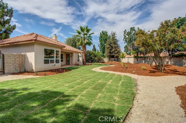 Detail Gallery Image 28 of 34 For 10102 Lace Cascade Ct, Bakersfield,  CA 93311 - 3 Beds | 2 Baths