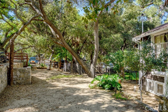 Detail Gallery Image 44 of 52 For 12347 Spring Trail, Sylmar,  CA 91342 - 3 Beds | 2 Baths