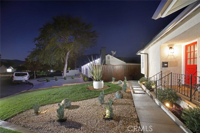 Detail Gallery Image 9 of 45 For 10208 Wescott Ave, Sunland,  CA 91040 - 3 Beds | 2 Baths