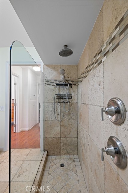 Detail Gallery Image 19 of 30 For 19348 Avenue of the Oaks, Newhall,  CA 91321 - 2 Beds | 1/1 Baths