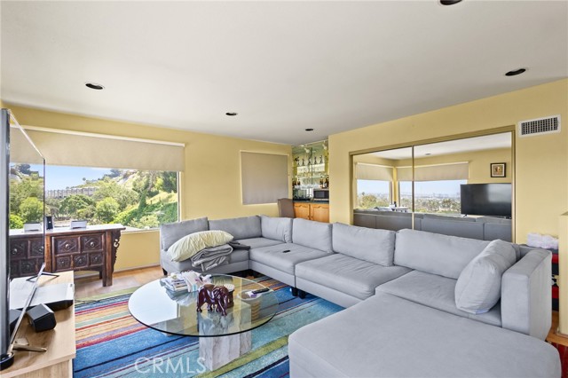 Detail Gallery Image 21 of 30 For 5134 Veronica St, Los Angeles,  CA 90008 - 3 Beds | 2 Baths