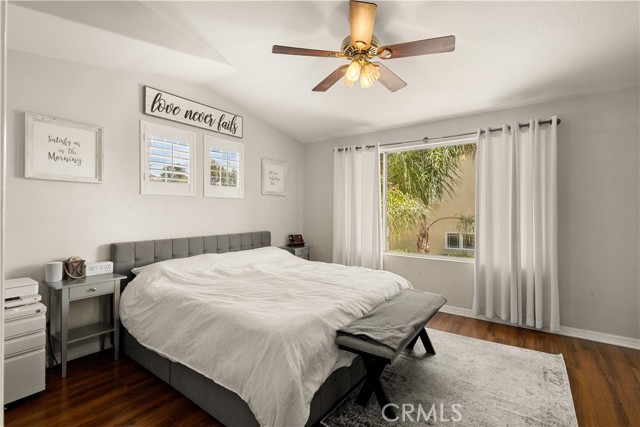 26502 Big Sur Drive, Valencia CA: https://media.crmls.org/medias/dc5d4997-617f-439f-a29b-0406e8000d38.jpg